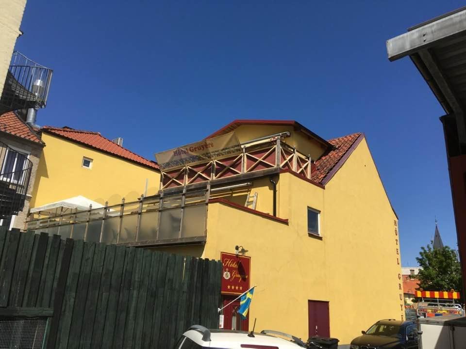Sveriges Minsta Hotell! Hotel Gruyere Ландскруна Экстерьер фото