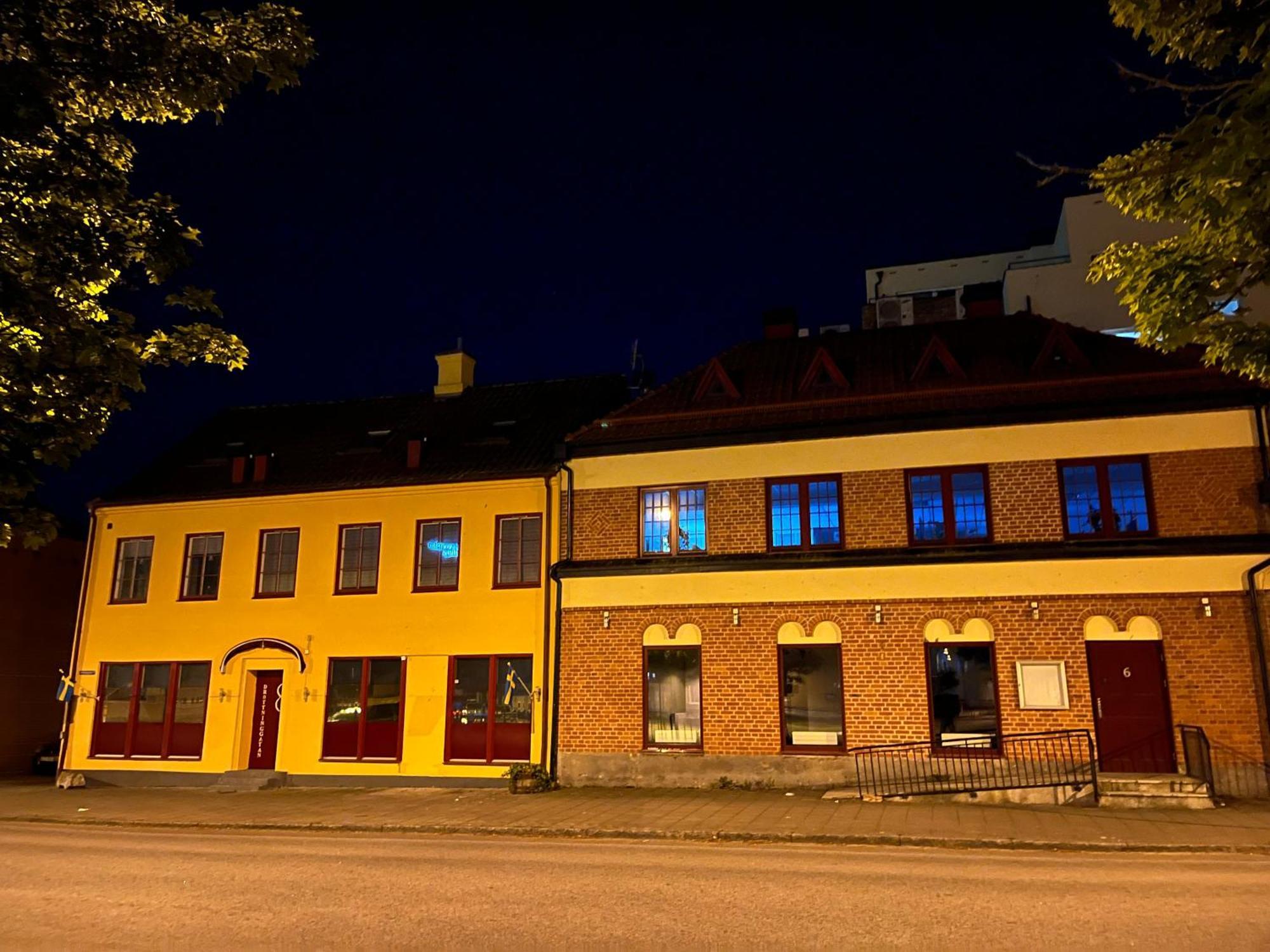 Sveriges Minsta Hotell! Hotel Gruyere Ландскруна Экстерьер фото